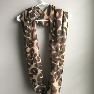 Women's Scarves